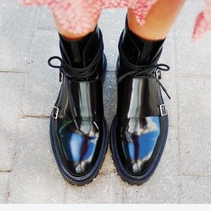 Moving sale European made Inch2 sturdy boots